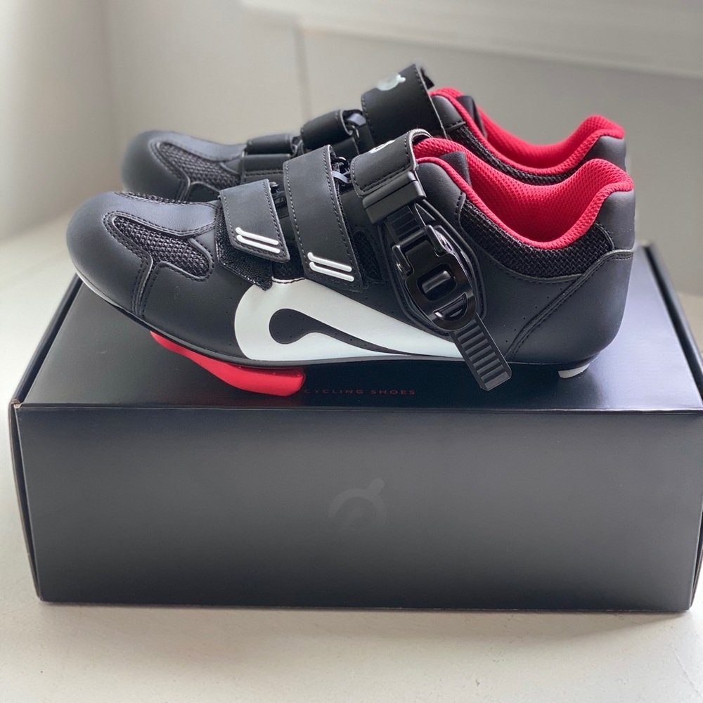 *Brand New* Peloton cycling shoes sz.38